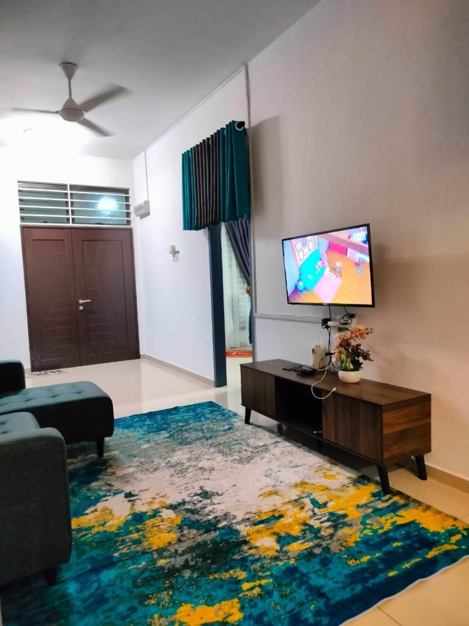 Aiman'S Rose Homestay Teluk Panglima Garang Esterno foto